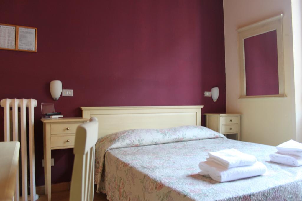 Hotel Savonarola Флоренция Экстерьер фото